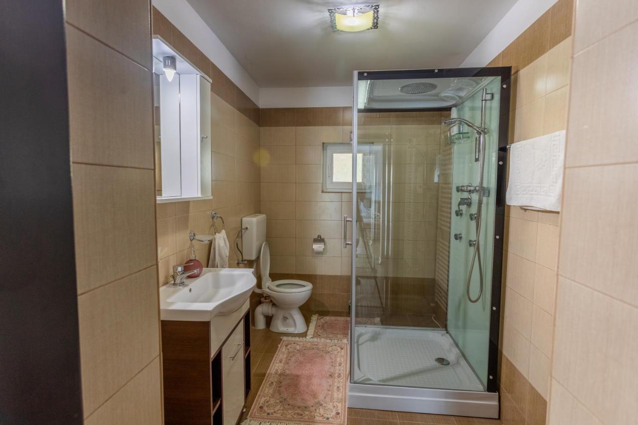 Hotel Casa Ina Moisei Esterno foto