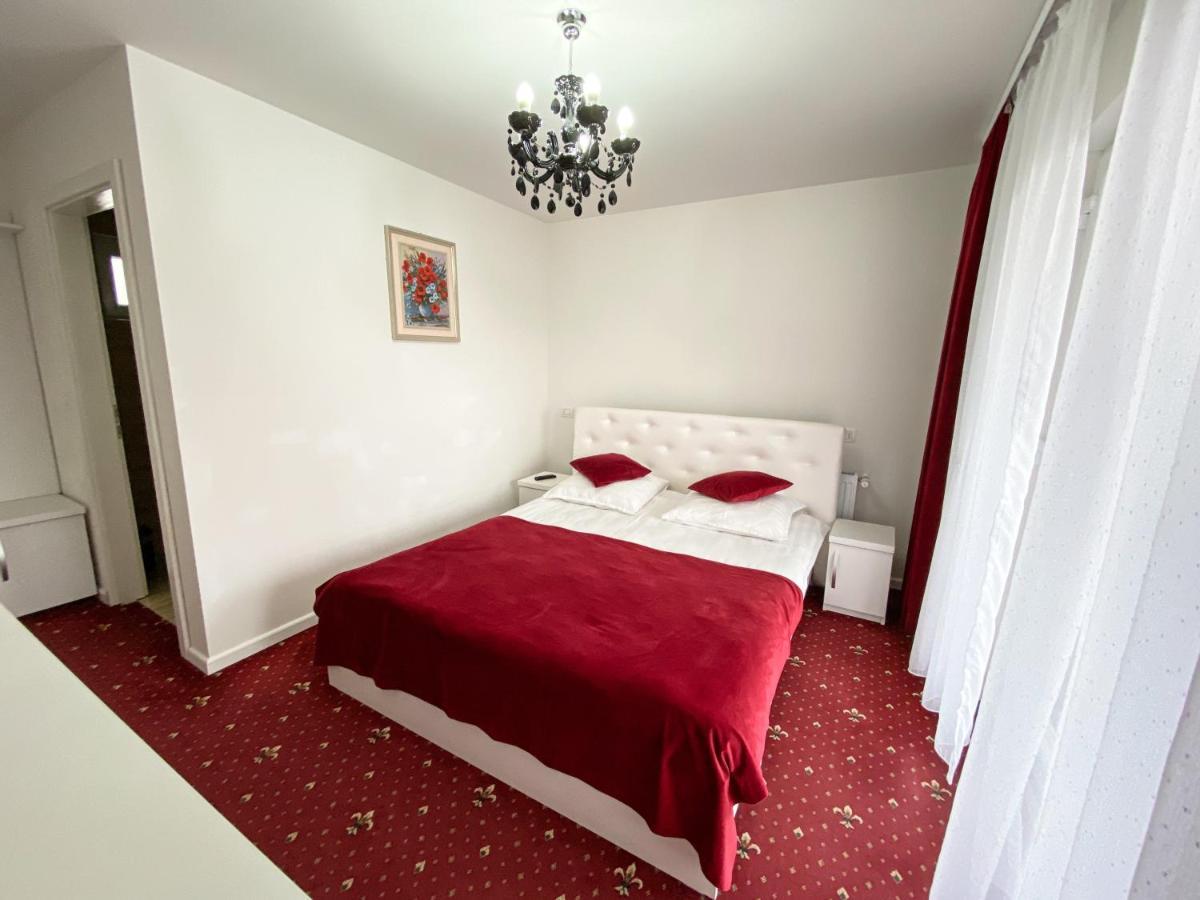 Hotel Casa Ina Moisei Esterno foto
